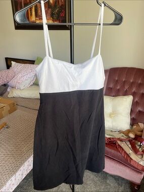 MODA international dress